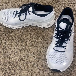 On Cloud X Women's Size 9.5 Black and White Lightly Worn
